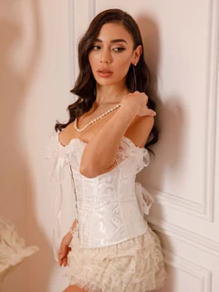 Adriana escort in Moscow